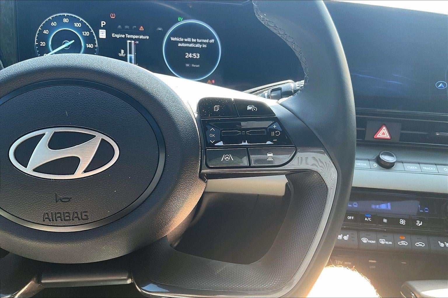 2025 Hyundai Elantra Hybrid Limited