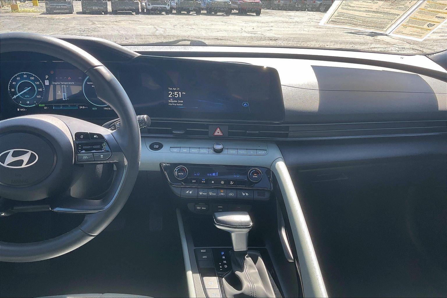 2025 Hyundai Elantra Hybrid Limited