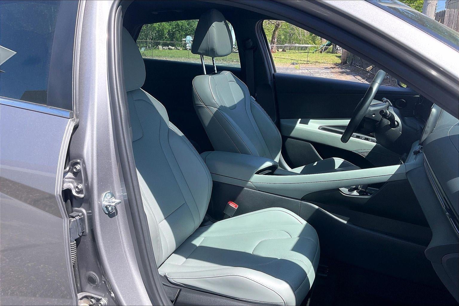 2025 Hyundai Elantra Hybrid Limited