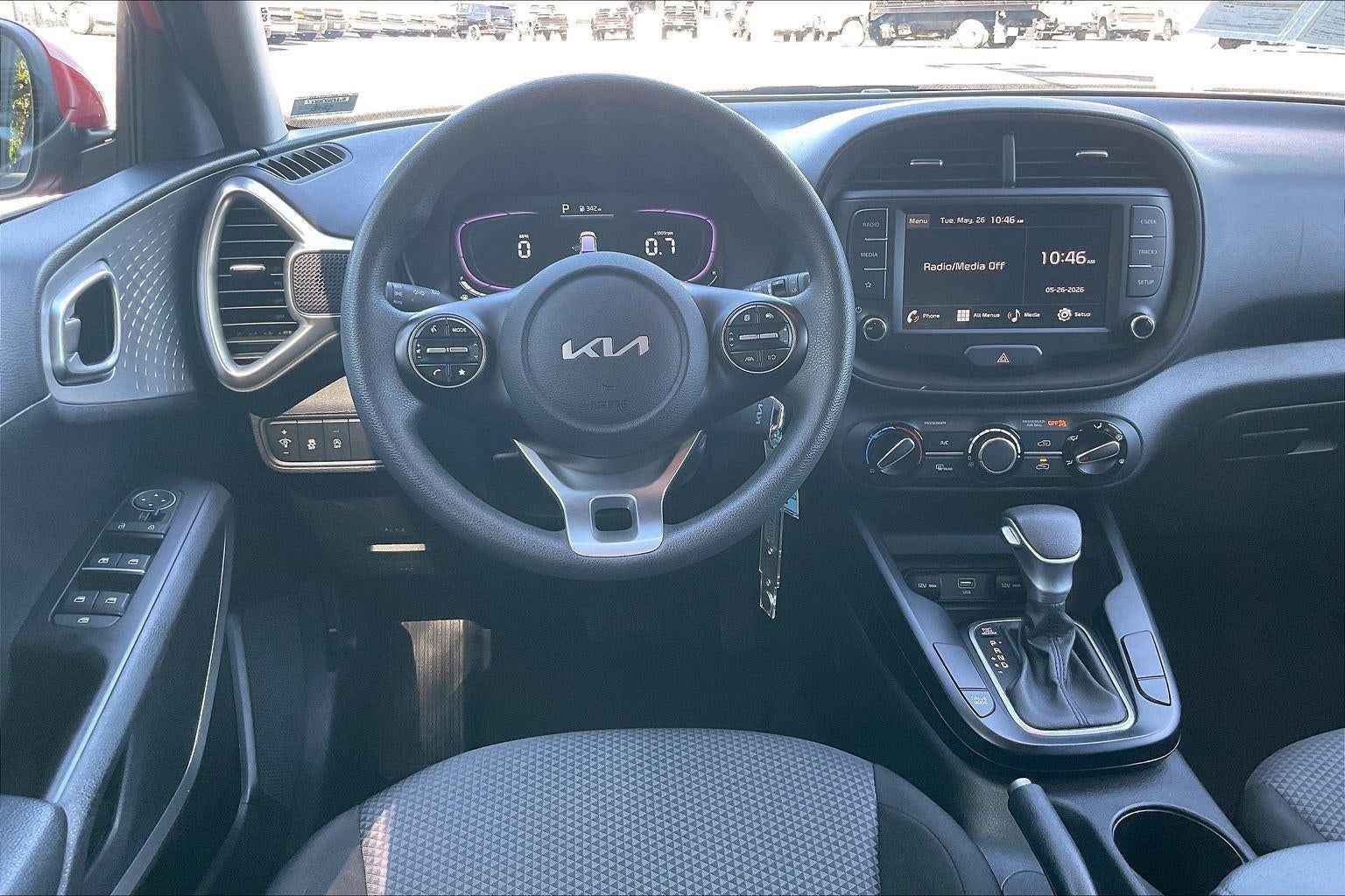 2025 Kia Soul LX