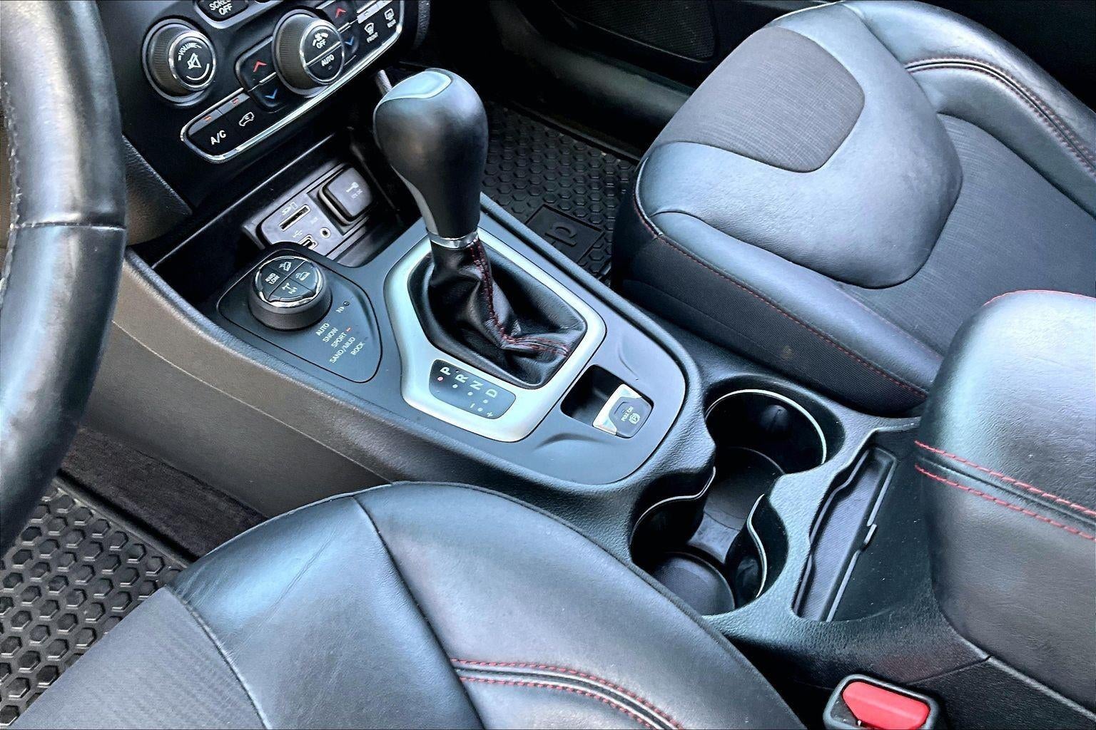 2018 Jeep Cherokee Trailhawk