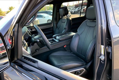 2023 Jeep Wagoneer Series III