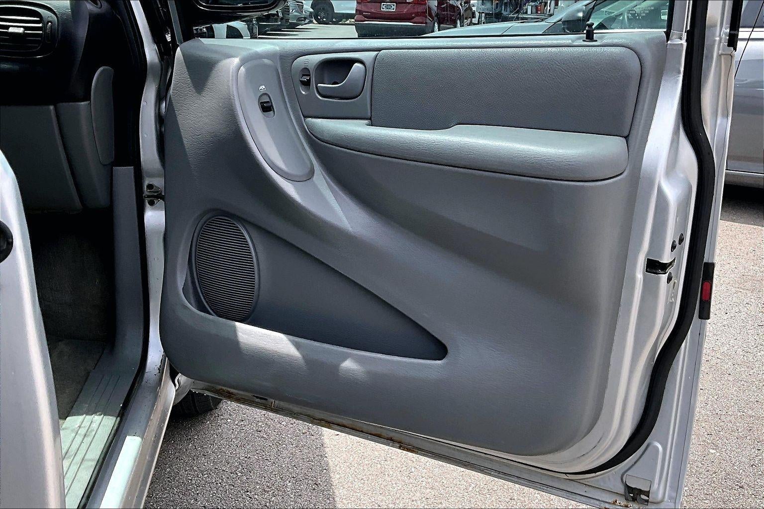 2006 Dodge Grand Caravan SE