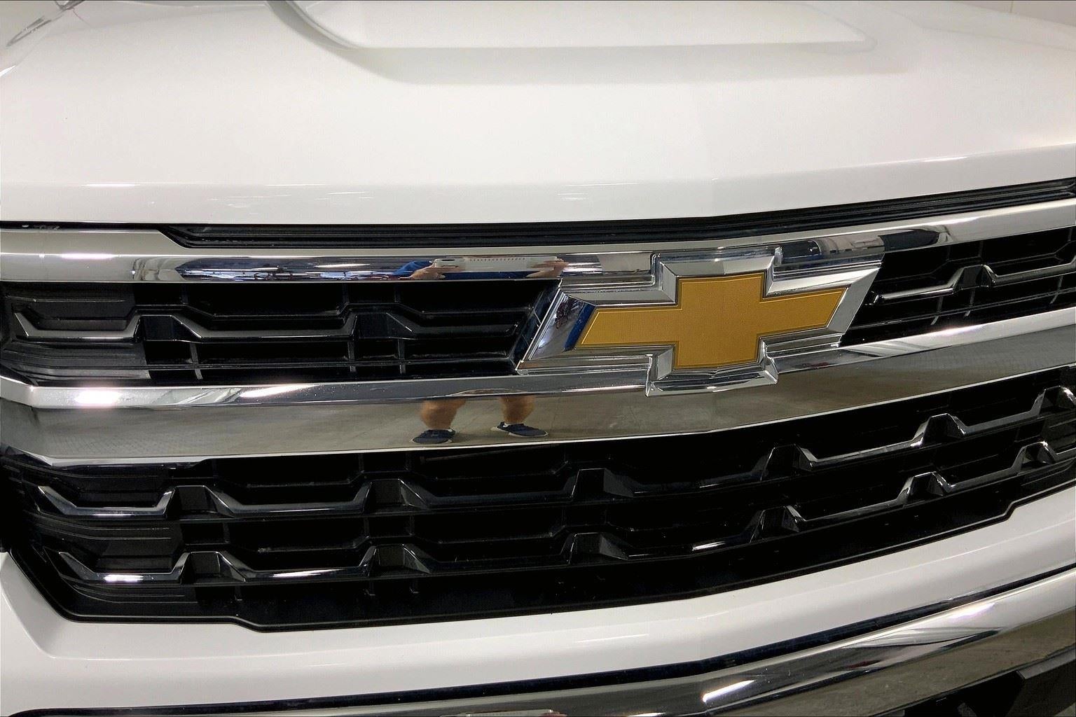 2022 Chevrolet Silverado 1500 LT (2FL)