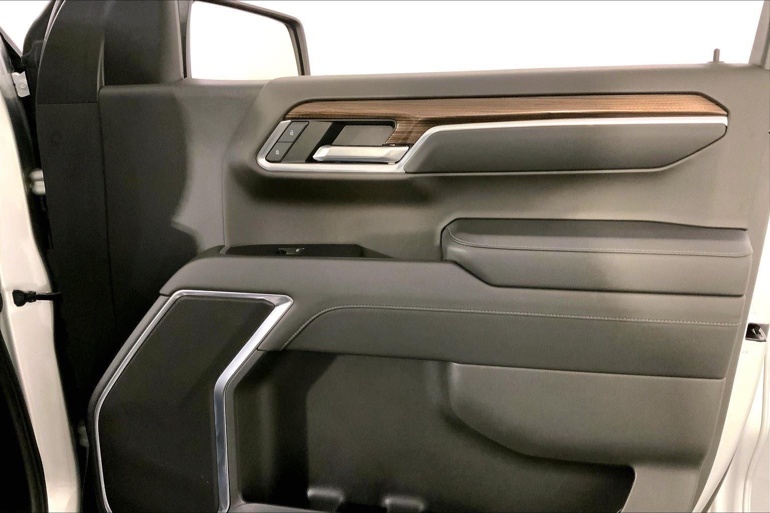 2022 Chevrolet Silverado 1500 LT (2FL)