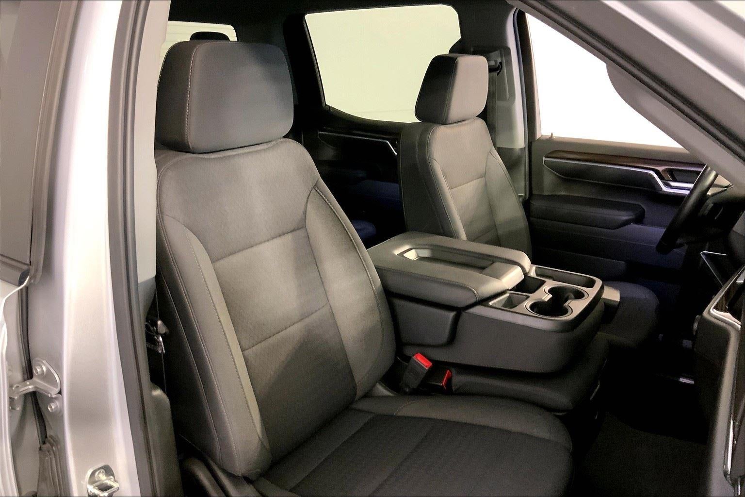 2022 Chevrolet Silverado 1500 LT (2FL)