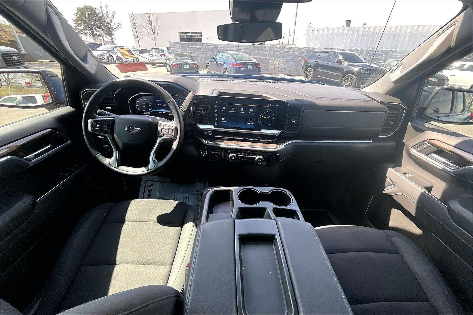 2025 Chevrolet Silverado 1500 RST