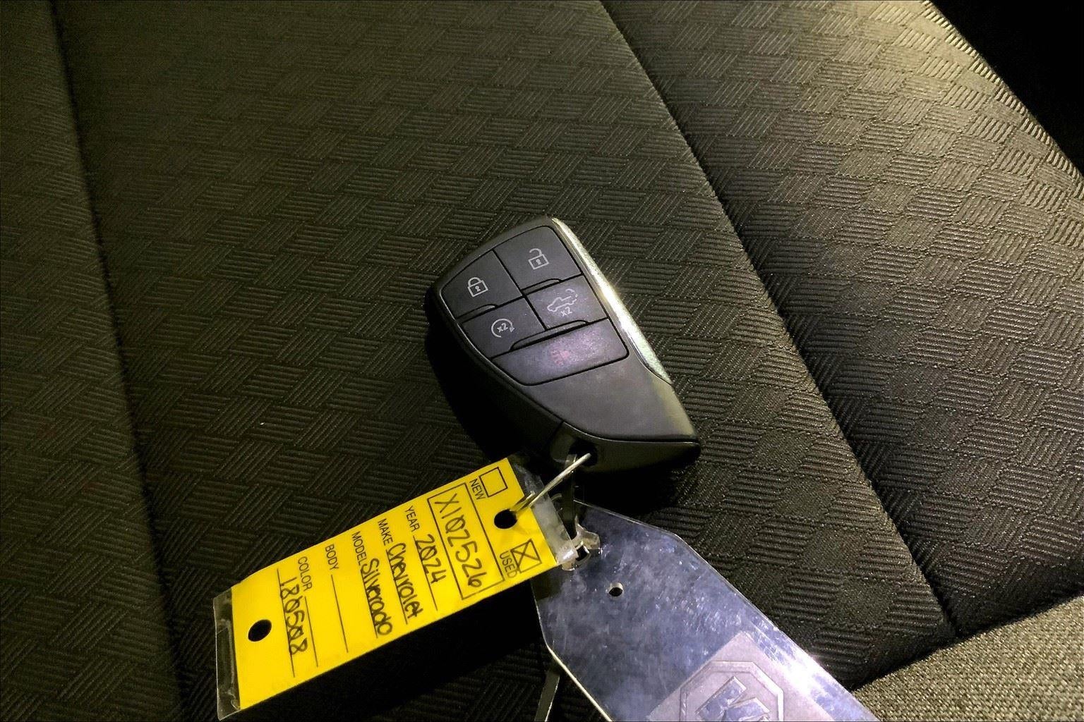 2024 Chevrolet Silverado 1500 LT