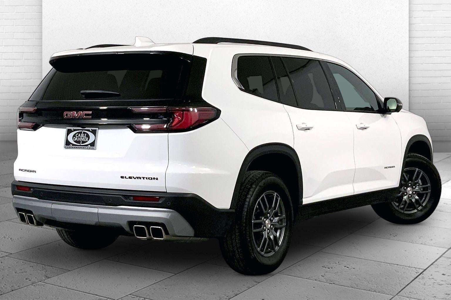2025 GMC Acadia Elevation