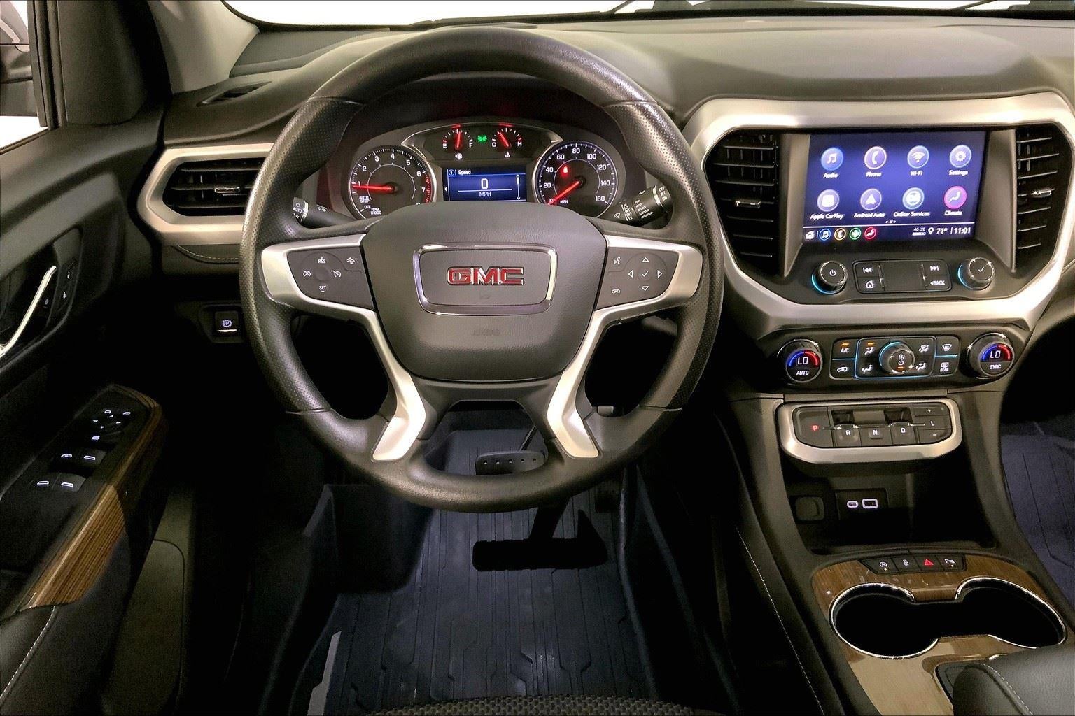 2023 GMC Acadia SLE
