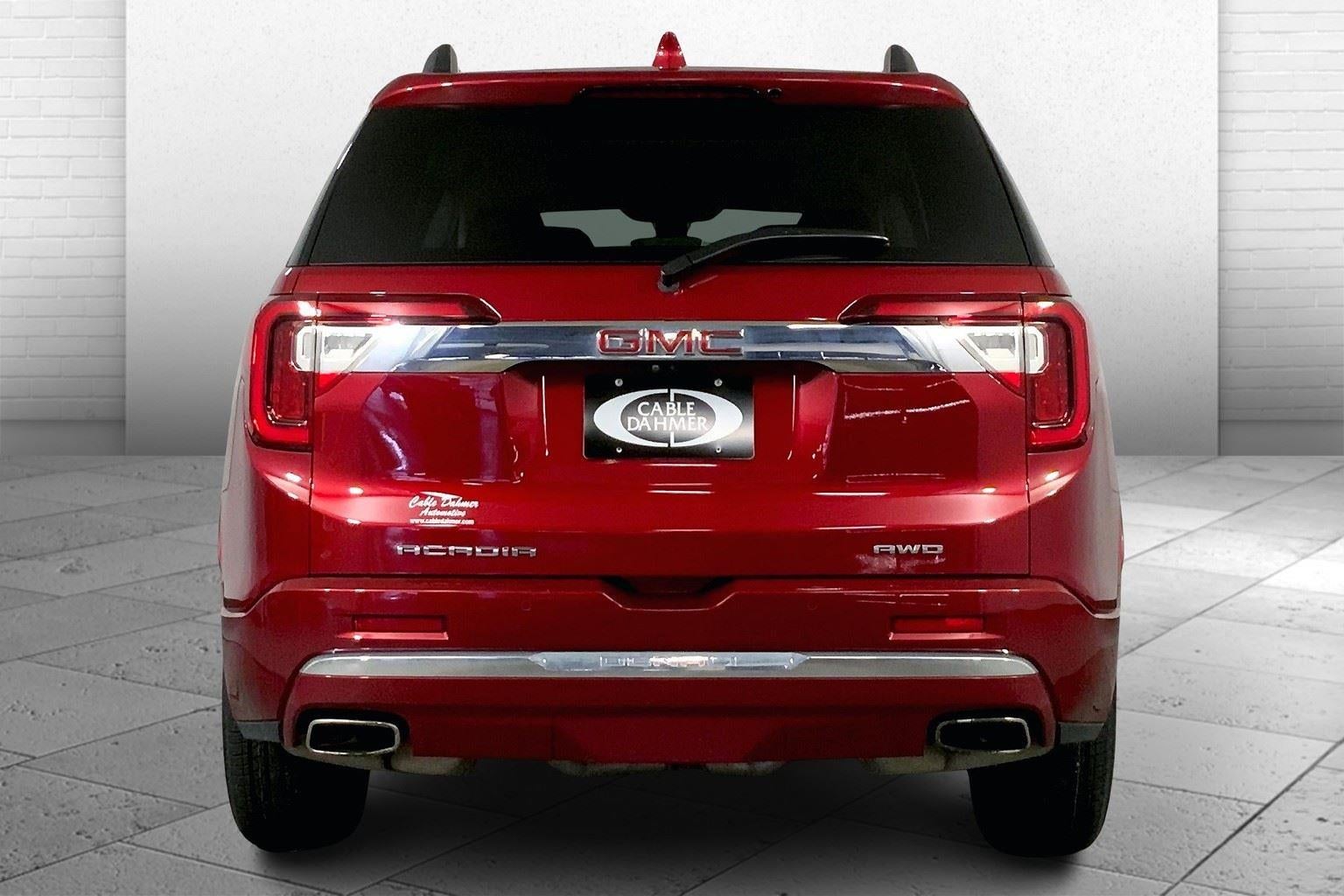 2023 GMC Acadia Denali