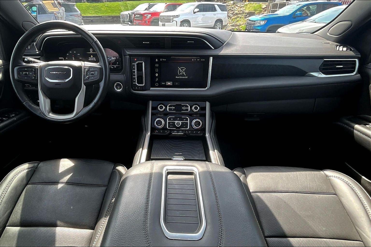 2022 GMC Yukon XL Denali