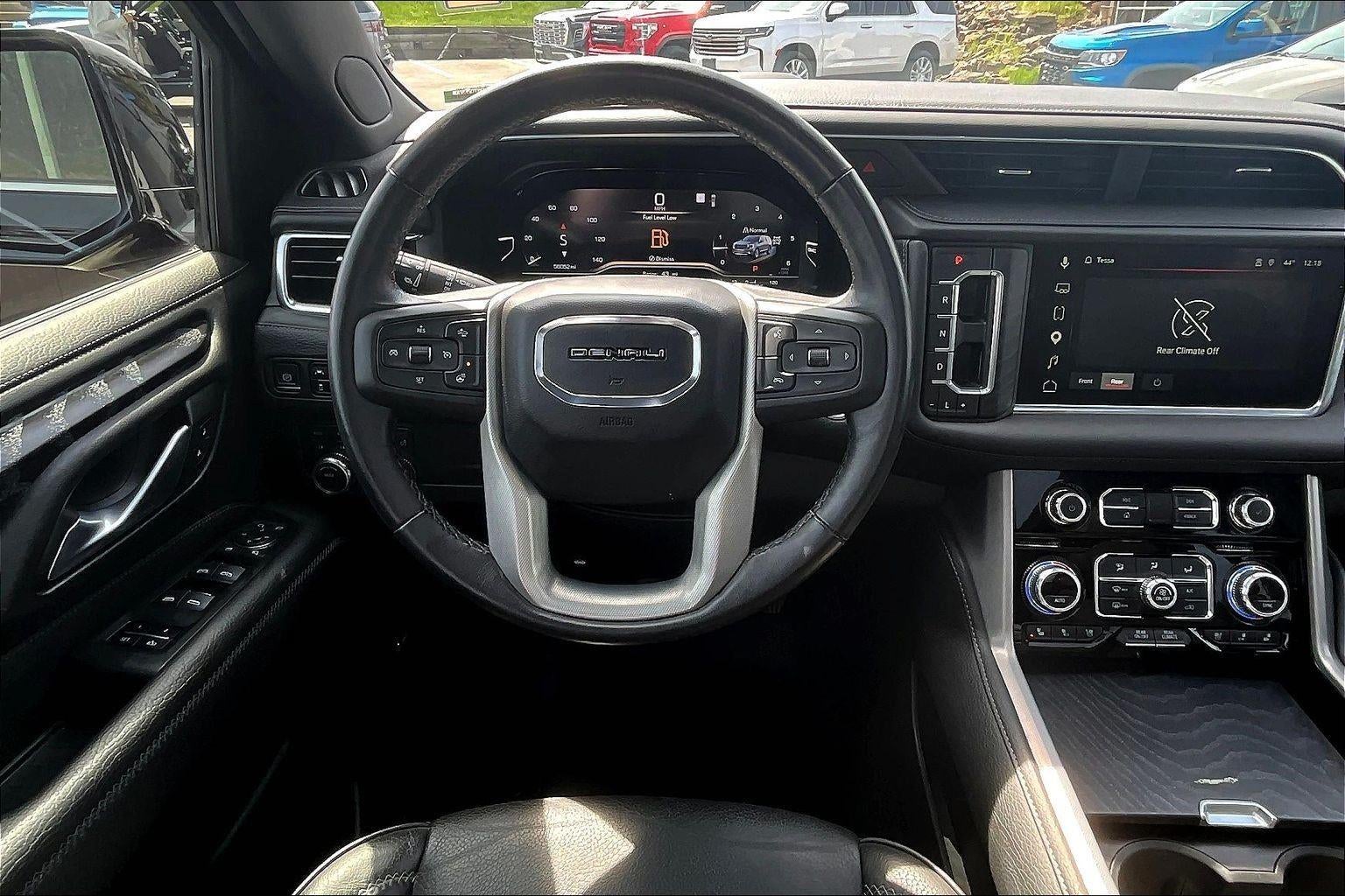 2022 GMC Yukon XL Denali