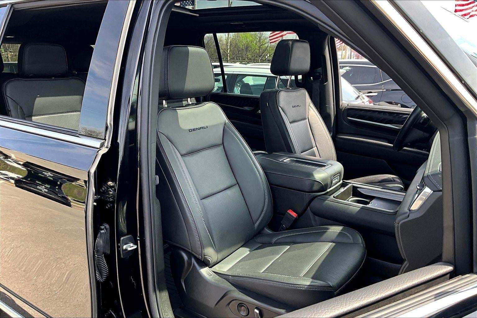 2022 GMC Yukon XL Denali