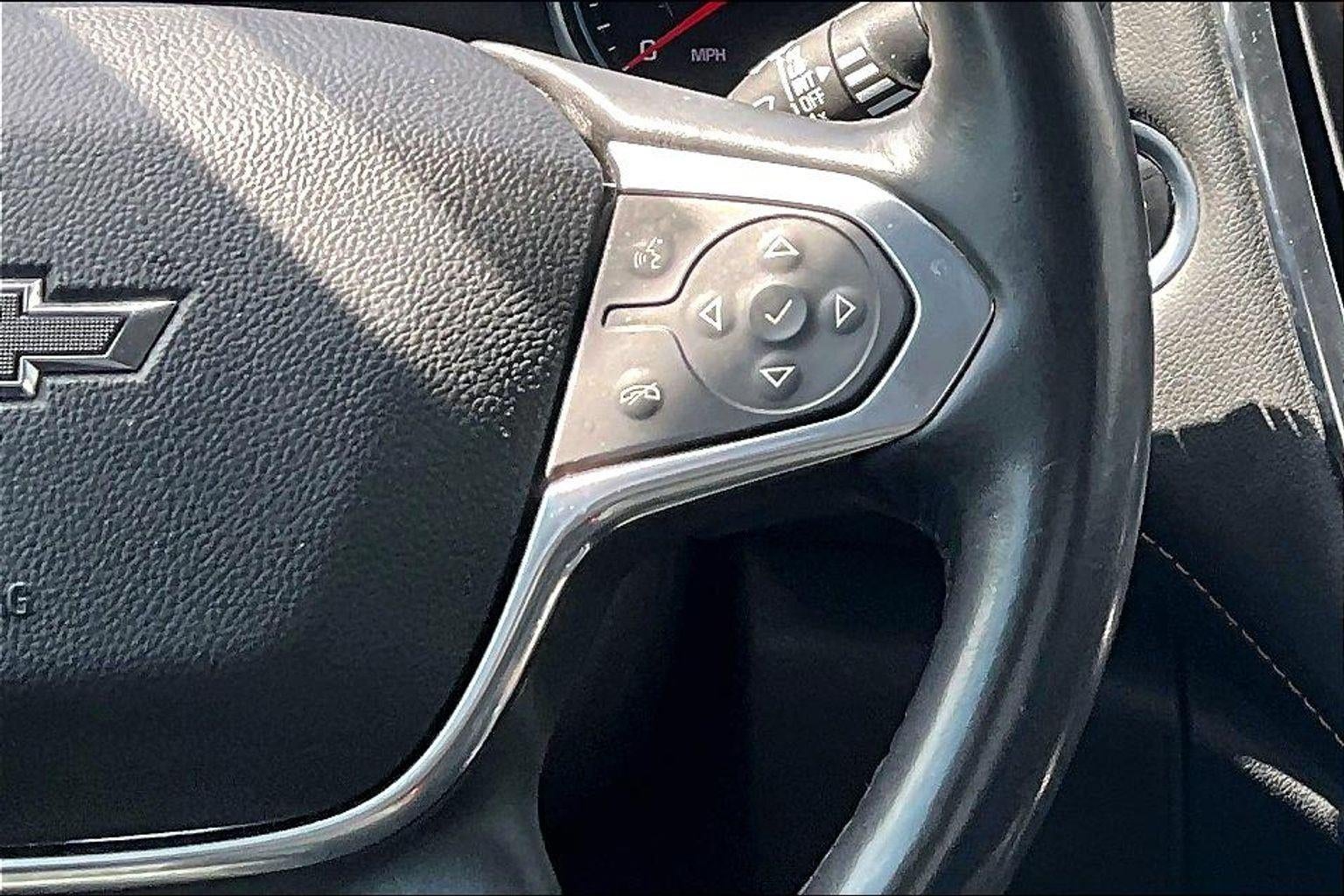 2021 Chevrolet Traverse RS