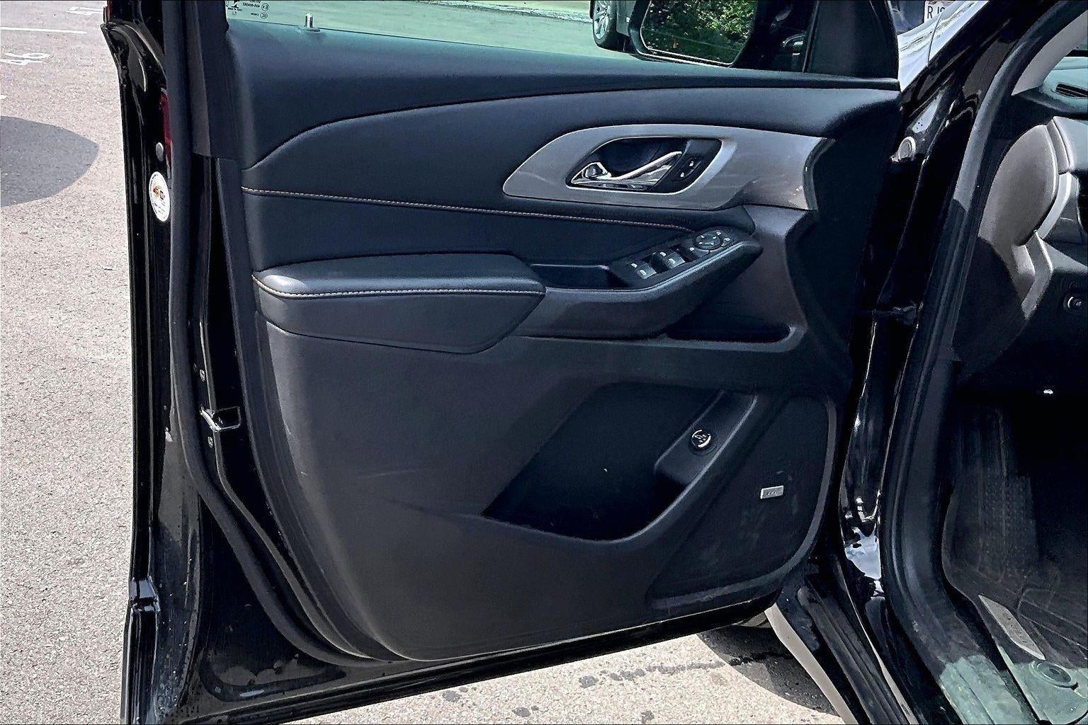 2021 Chevrolet Traverse RS