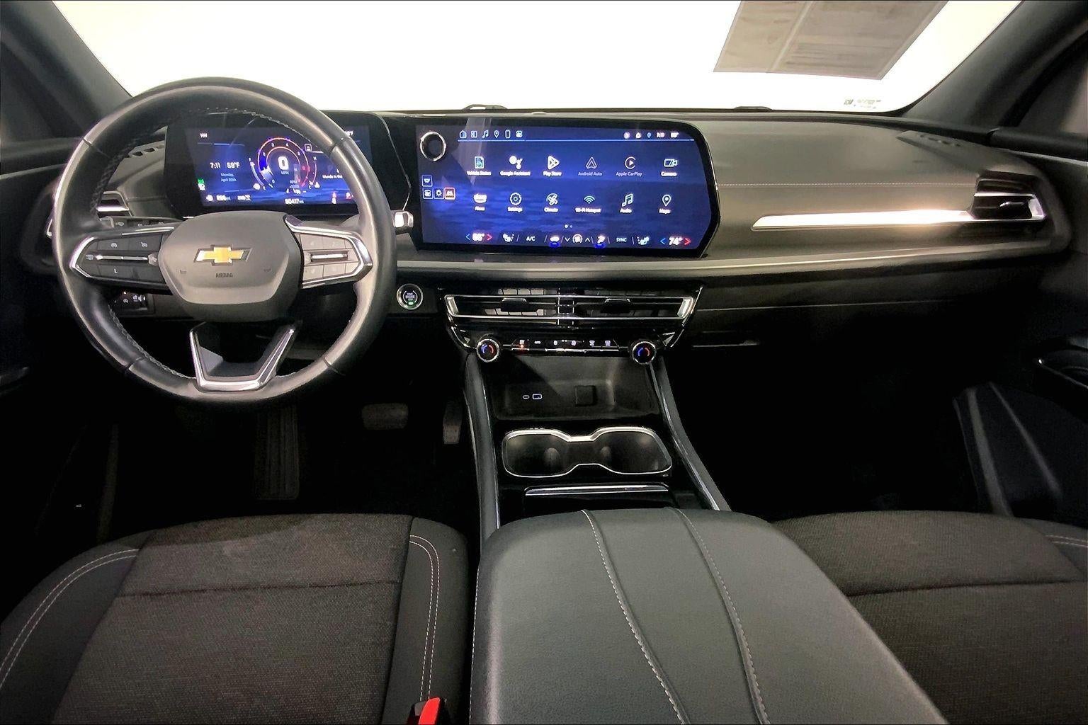 2024 Chevrolet Traverse LT