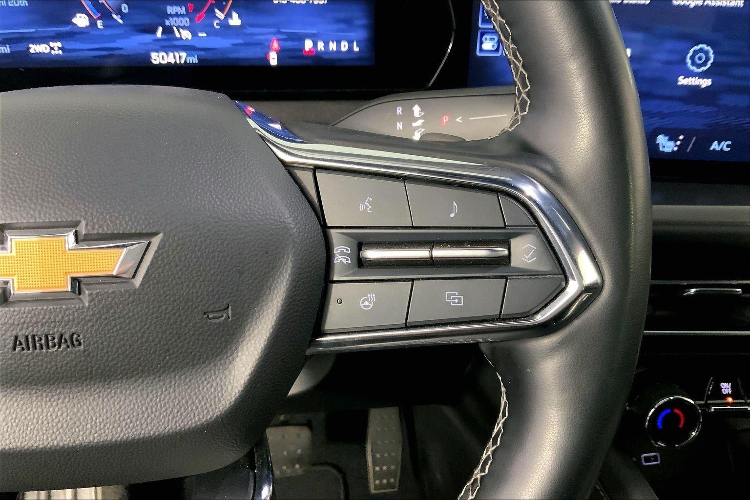 2024 Chevrolet Traverse LT