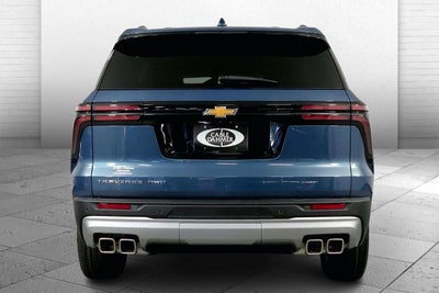 2025 Chevrolet Traverse LT