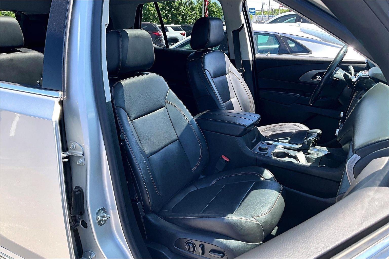 2021 Chevrolet Traverse Premier