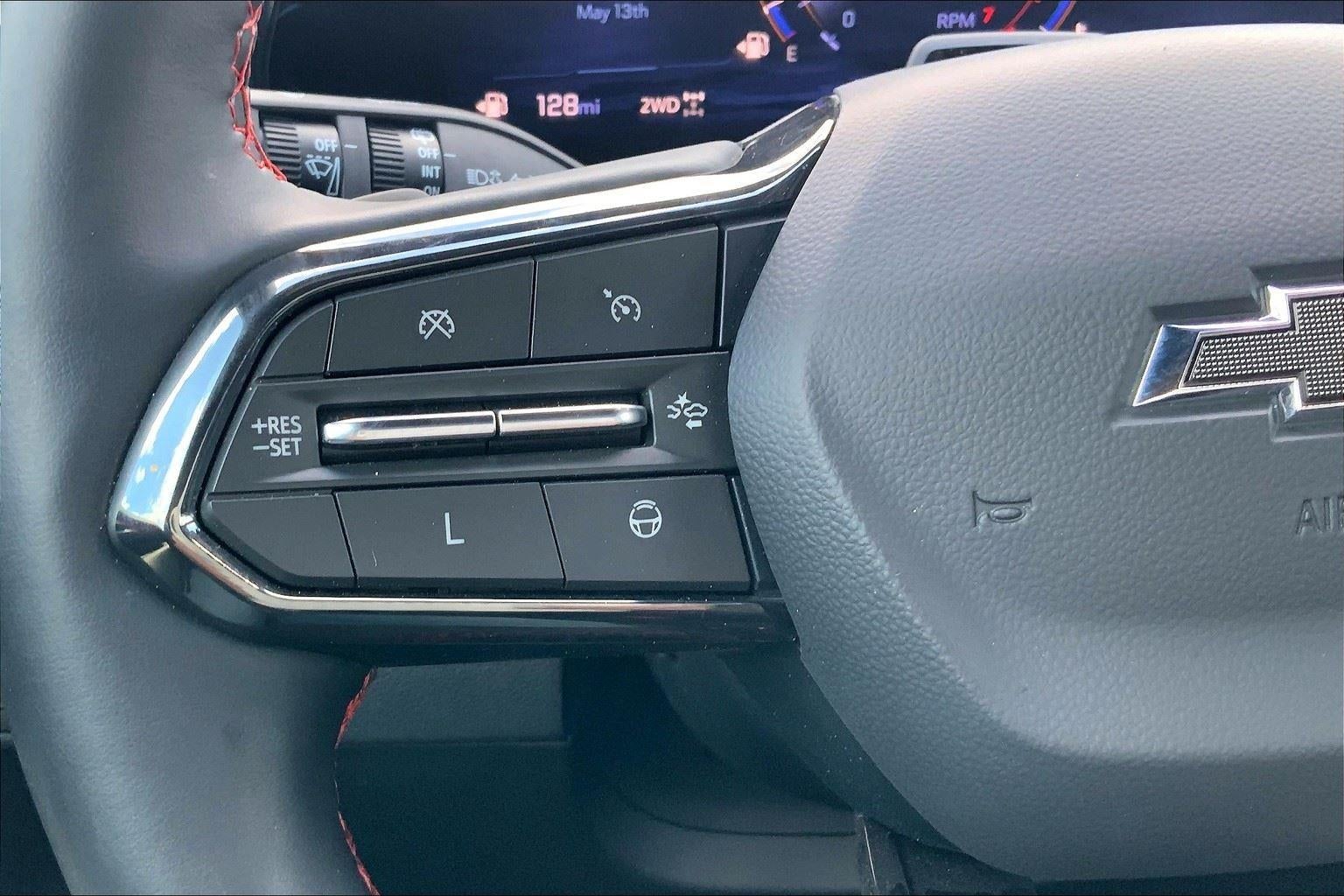 2025 Chevrolet Traverse RS