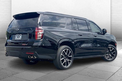 2023 Chevrolet Suburban RST