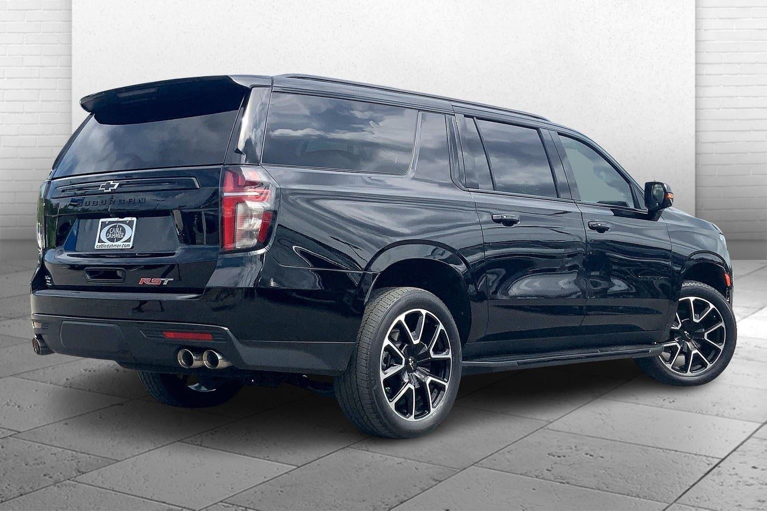 2023 Chevrolet Suburban RST