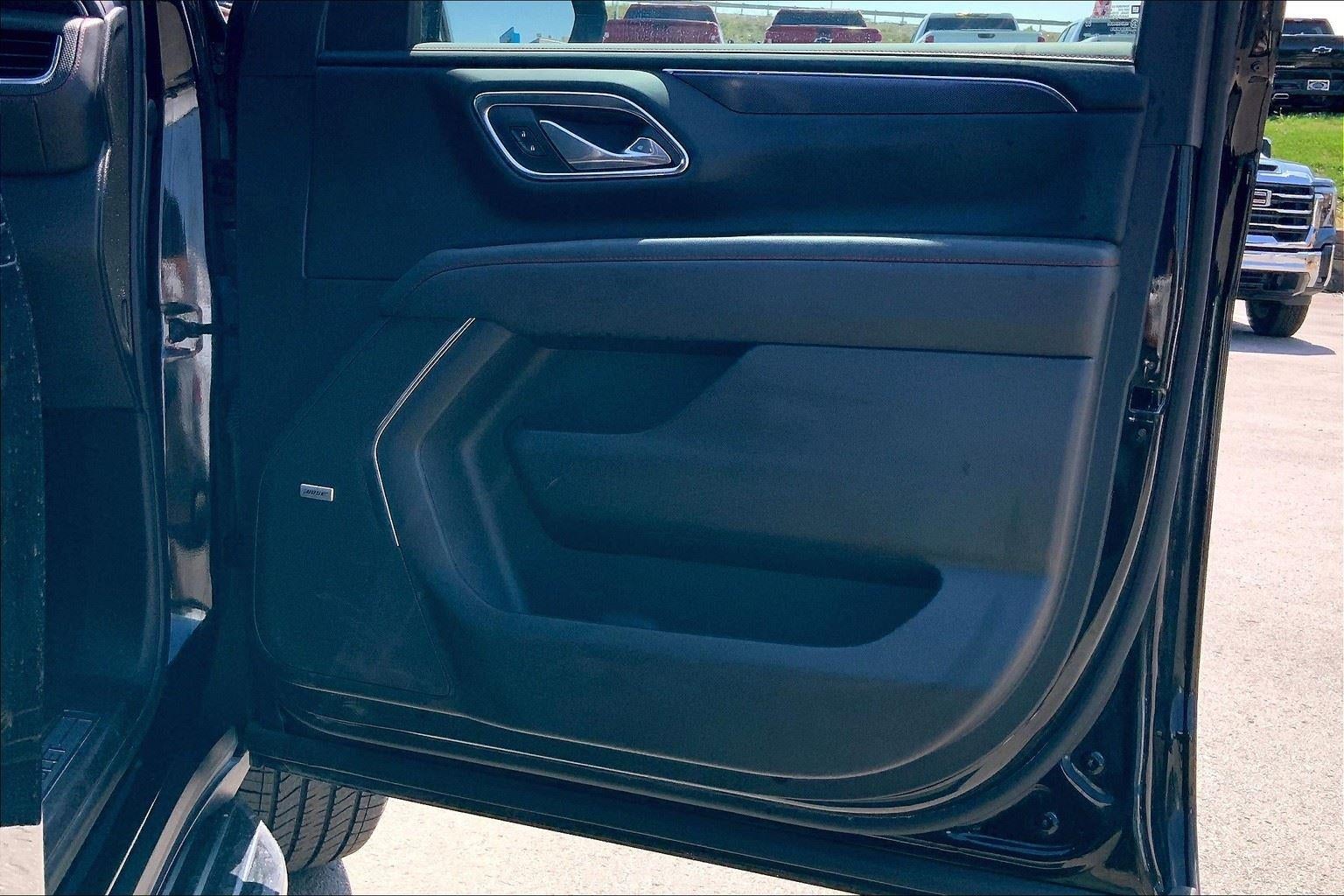 2023 Chevrolet Suburban RST