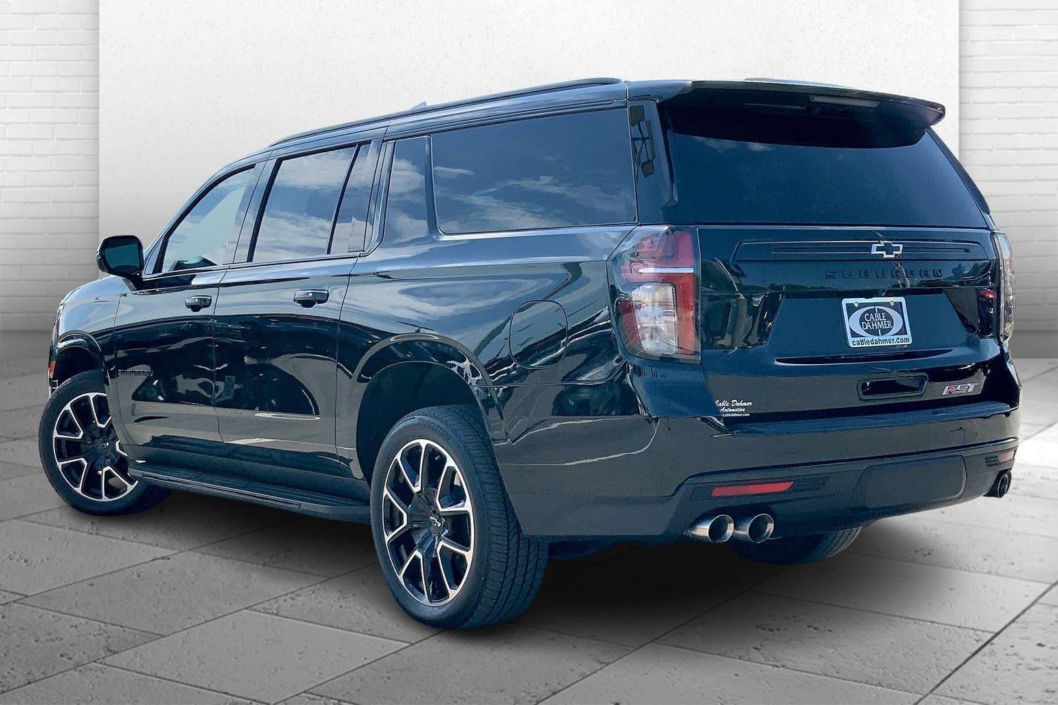 2023 Chevrolet Suburban RST