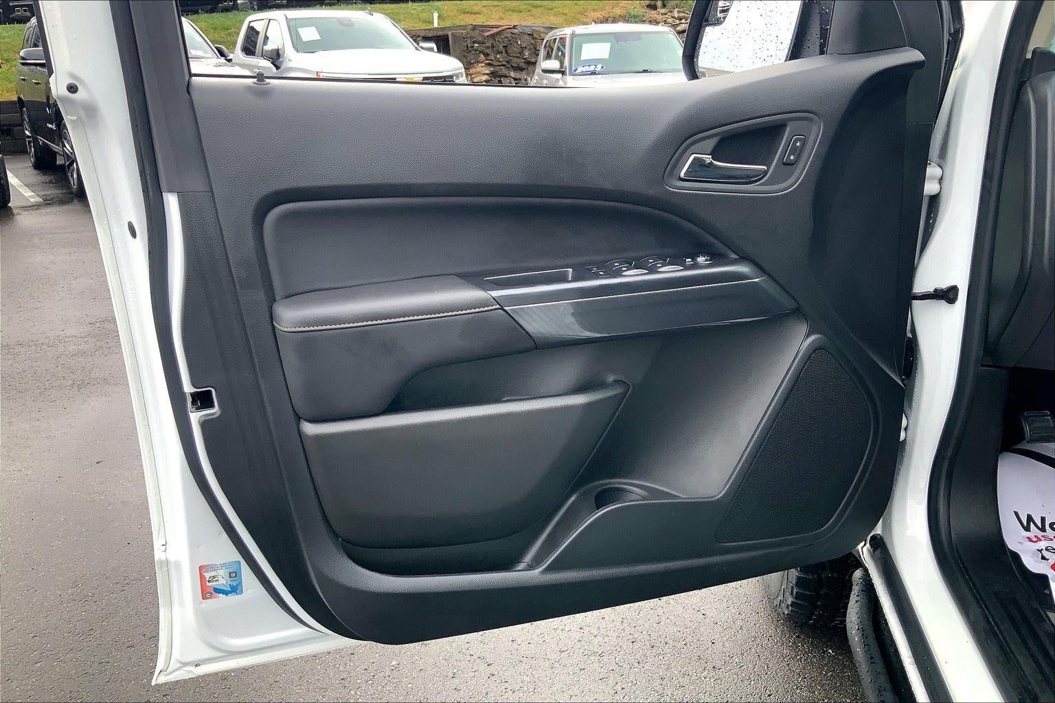 2022 GMC Canyon AT4 - Leather