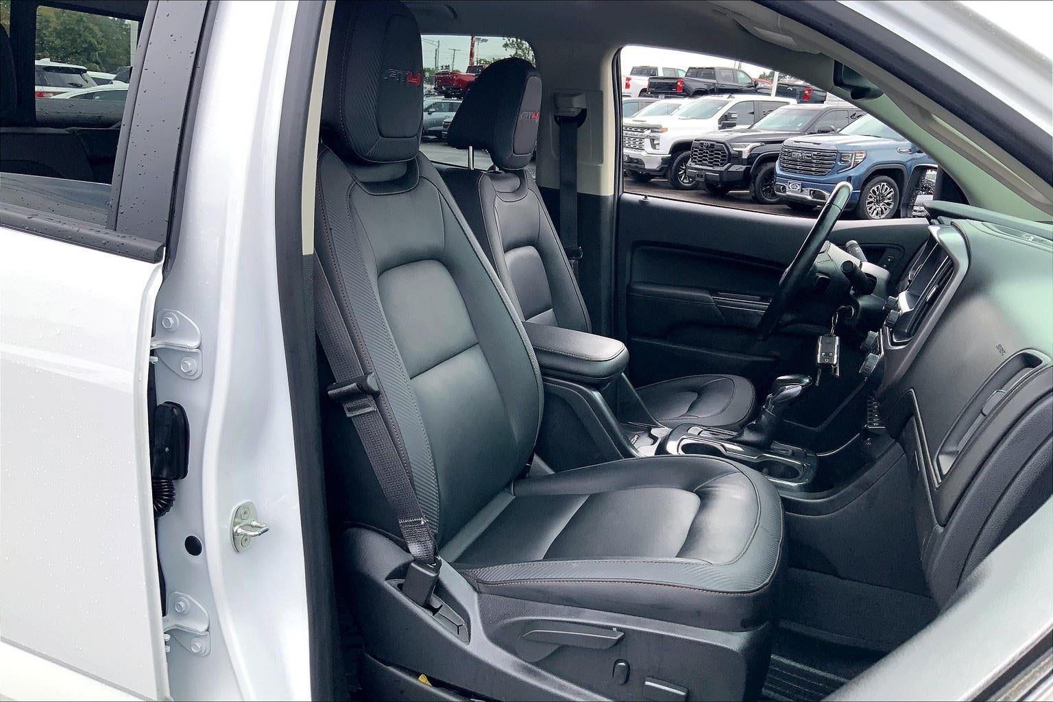 2022 GMC Canyon AT4 - Leather