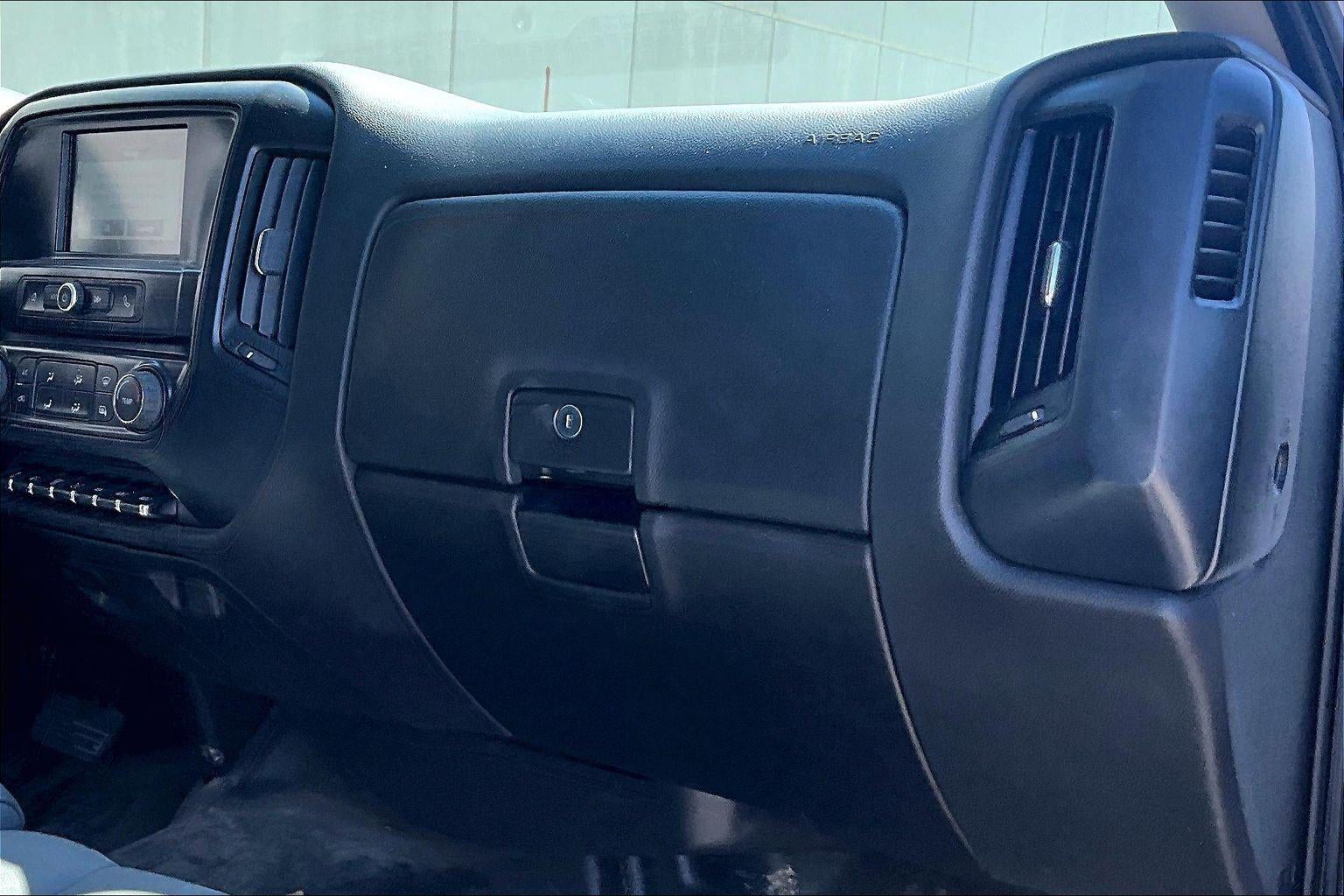 2023 Chevrolet Silverado 5500 HD Work Truck