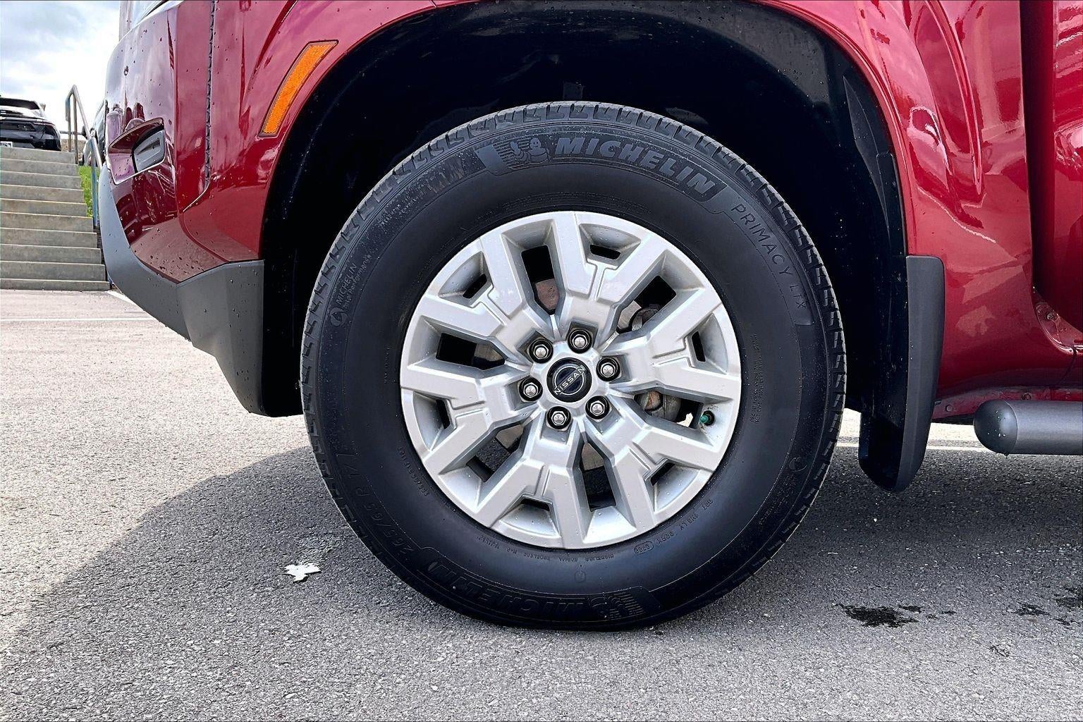 2023 Nissan Frontier SV