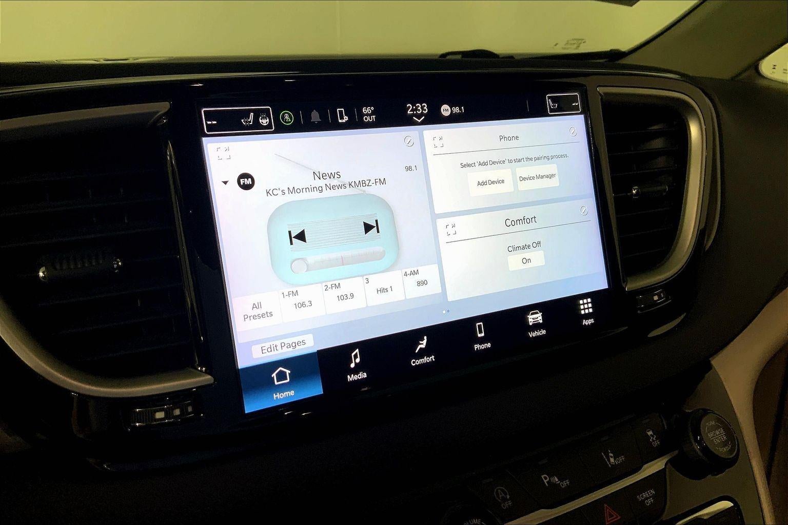 2023 Chrysler Pacifica Touring L