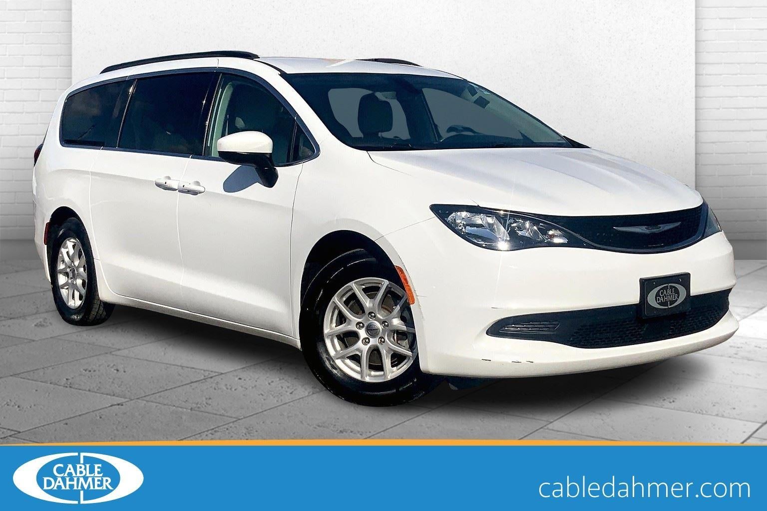 2021 Chrysler Voyager LXI