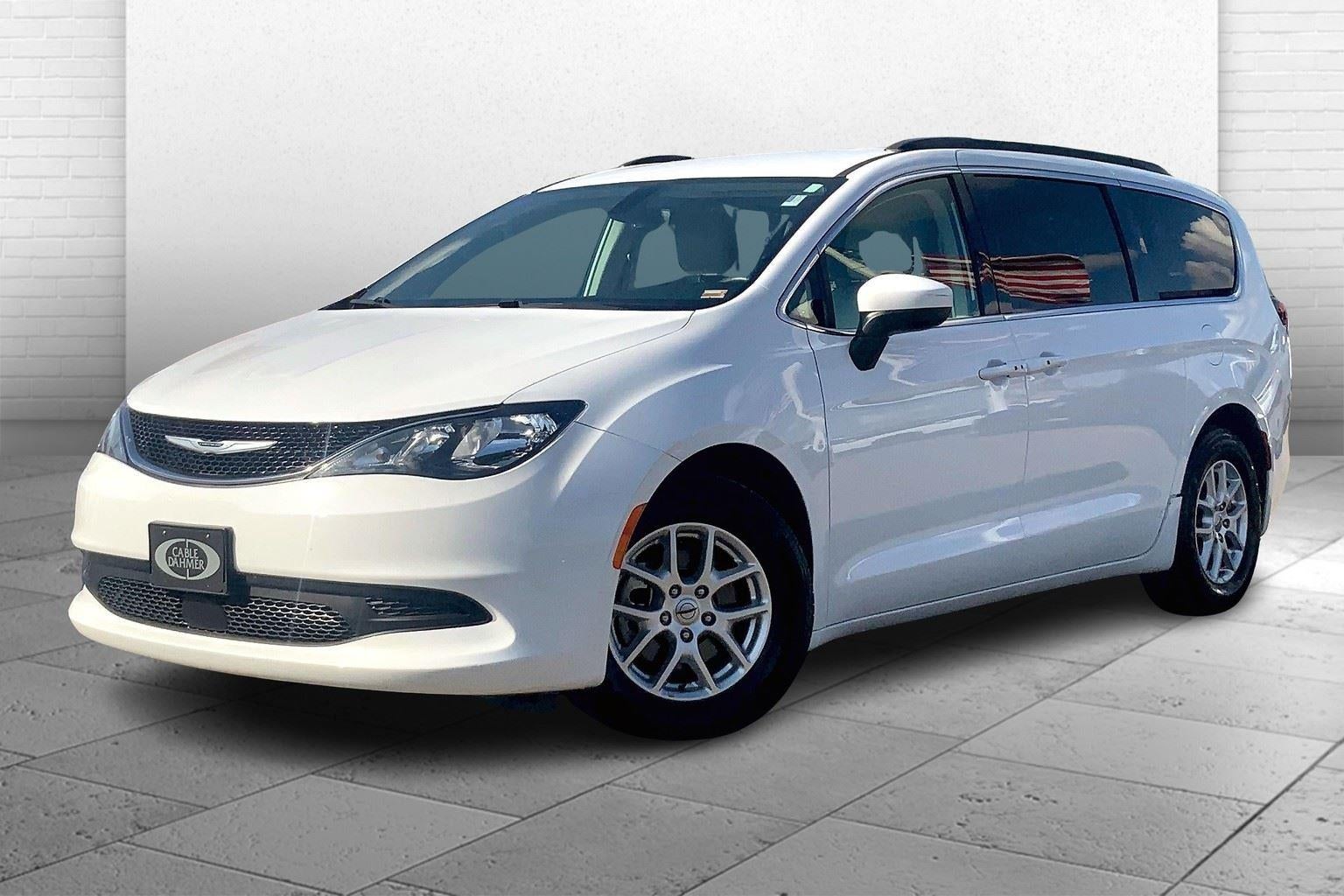 2021 Chrysler Voyager LXI