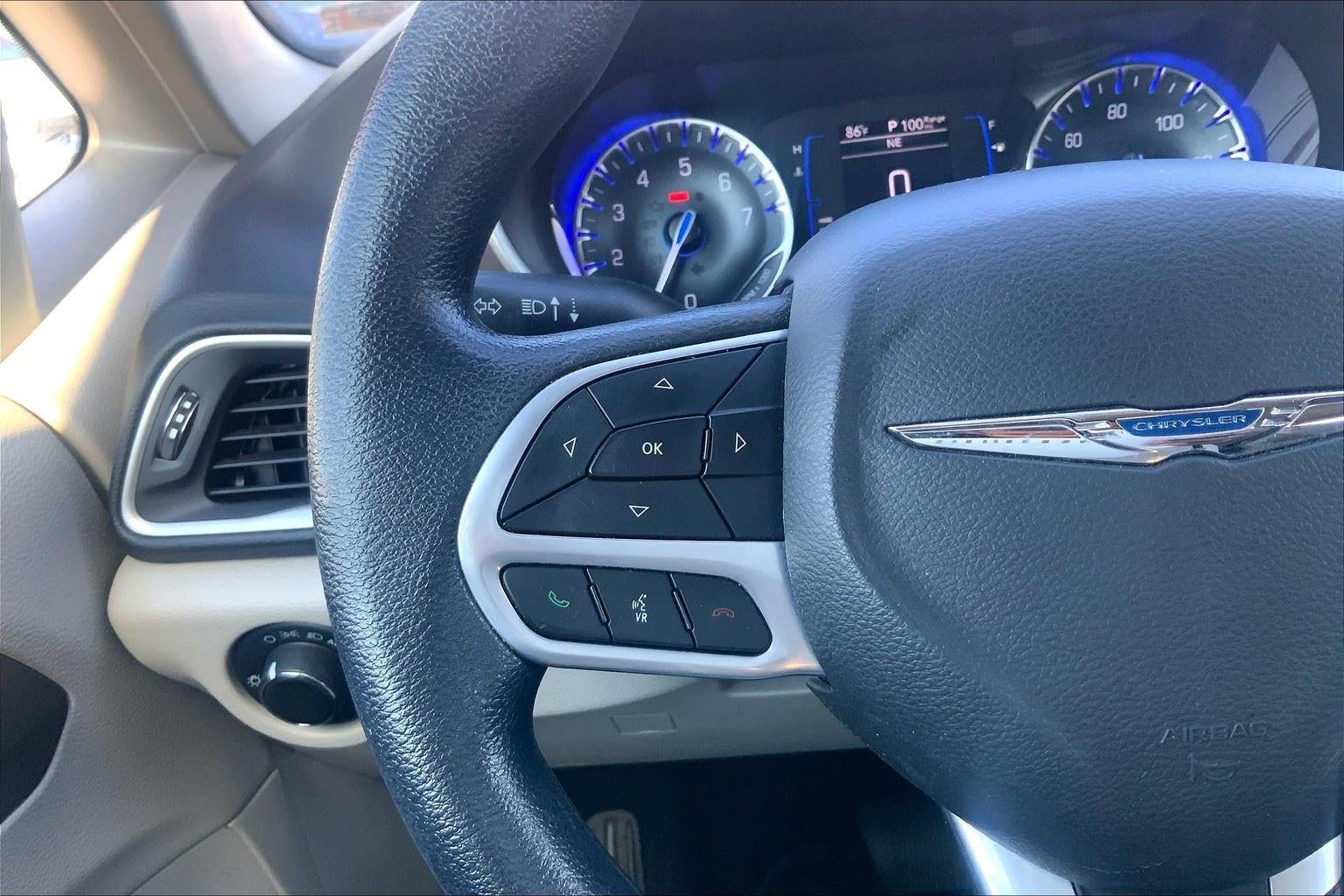 2021 Chrysler Voyager LXI