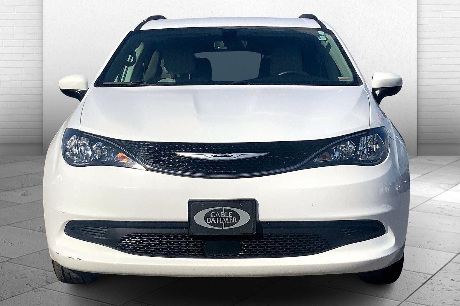 2021 Chrysler Voyager LXI