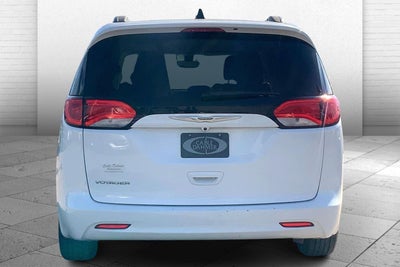 2021 Chrysler Voyager LXI
