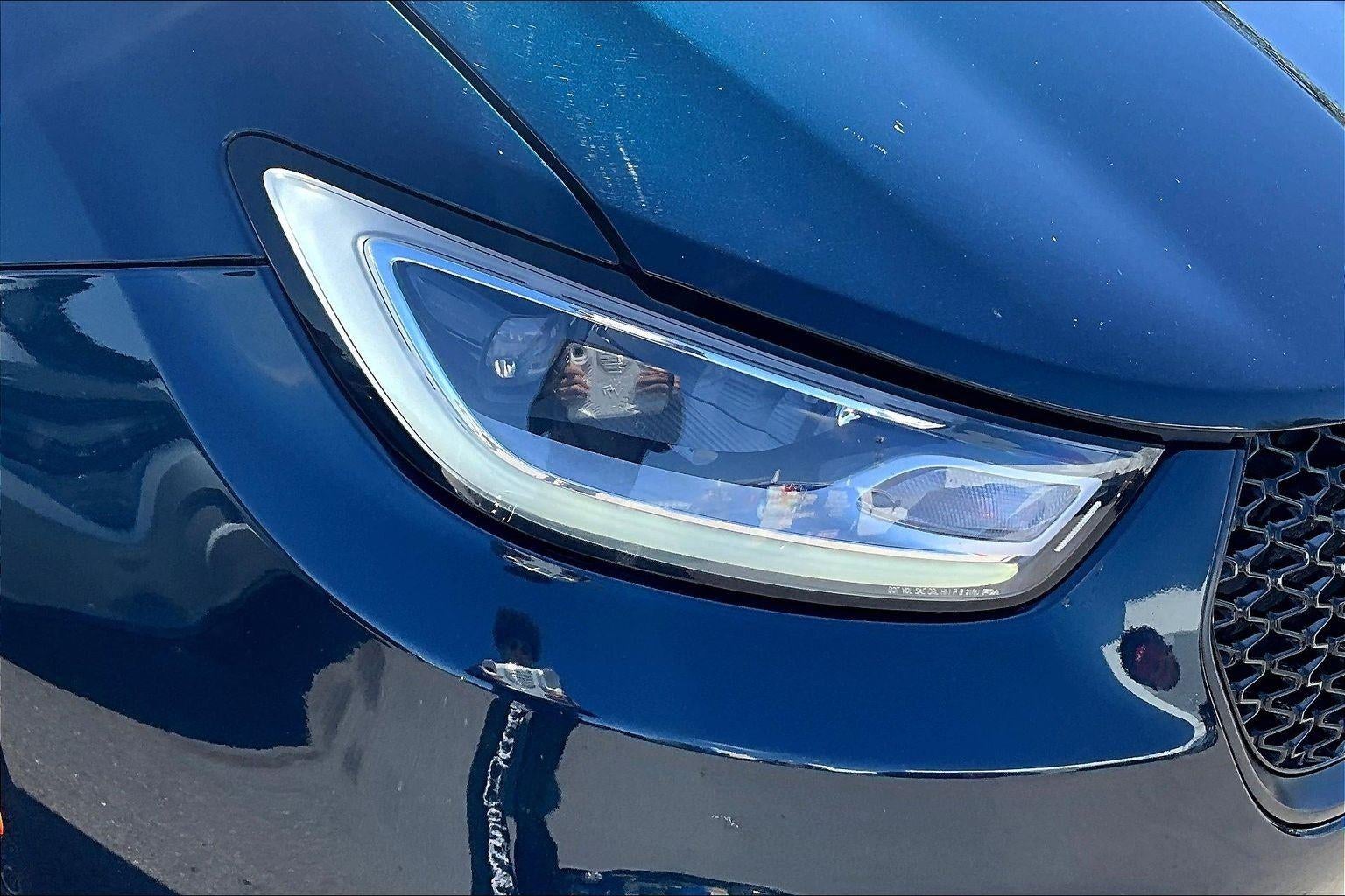 2021 Chrysler Pacifica Hybrid Touring L