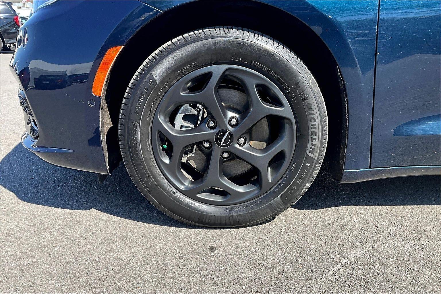 2021 Chrysler Pacifica Hybrid Touring L