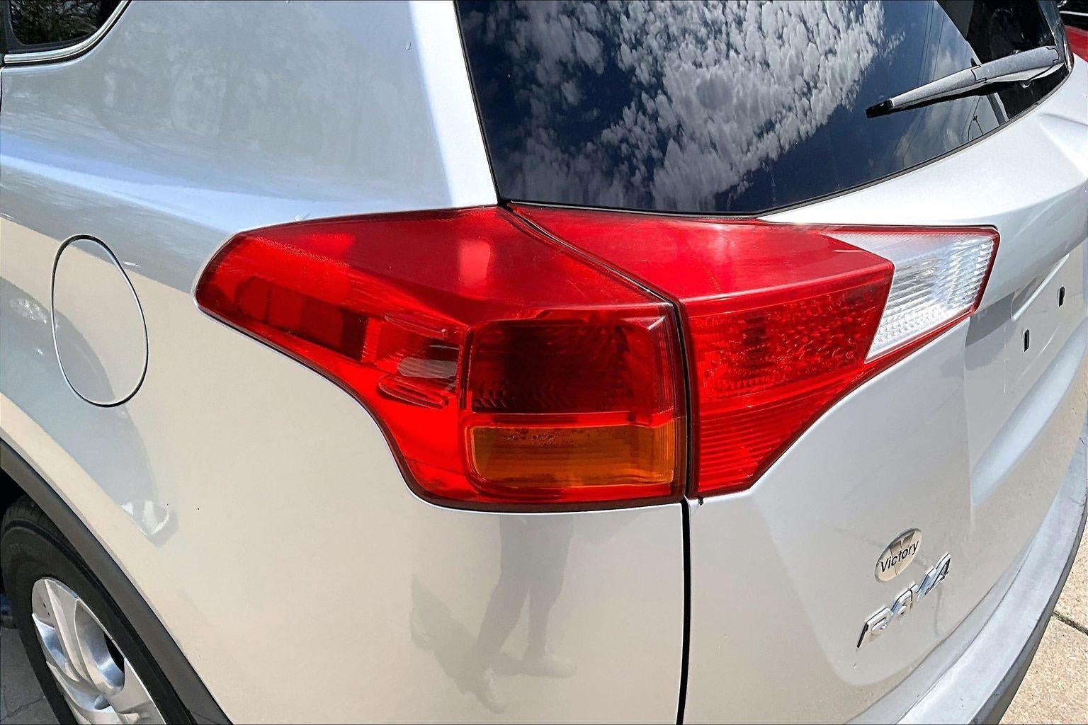 2013 Toyota RAV4 LE