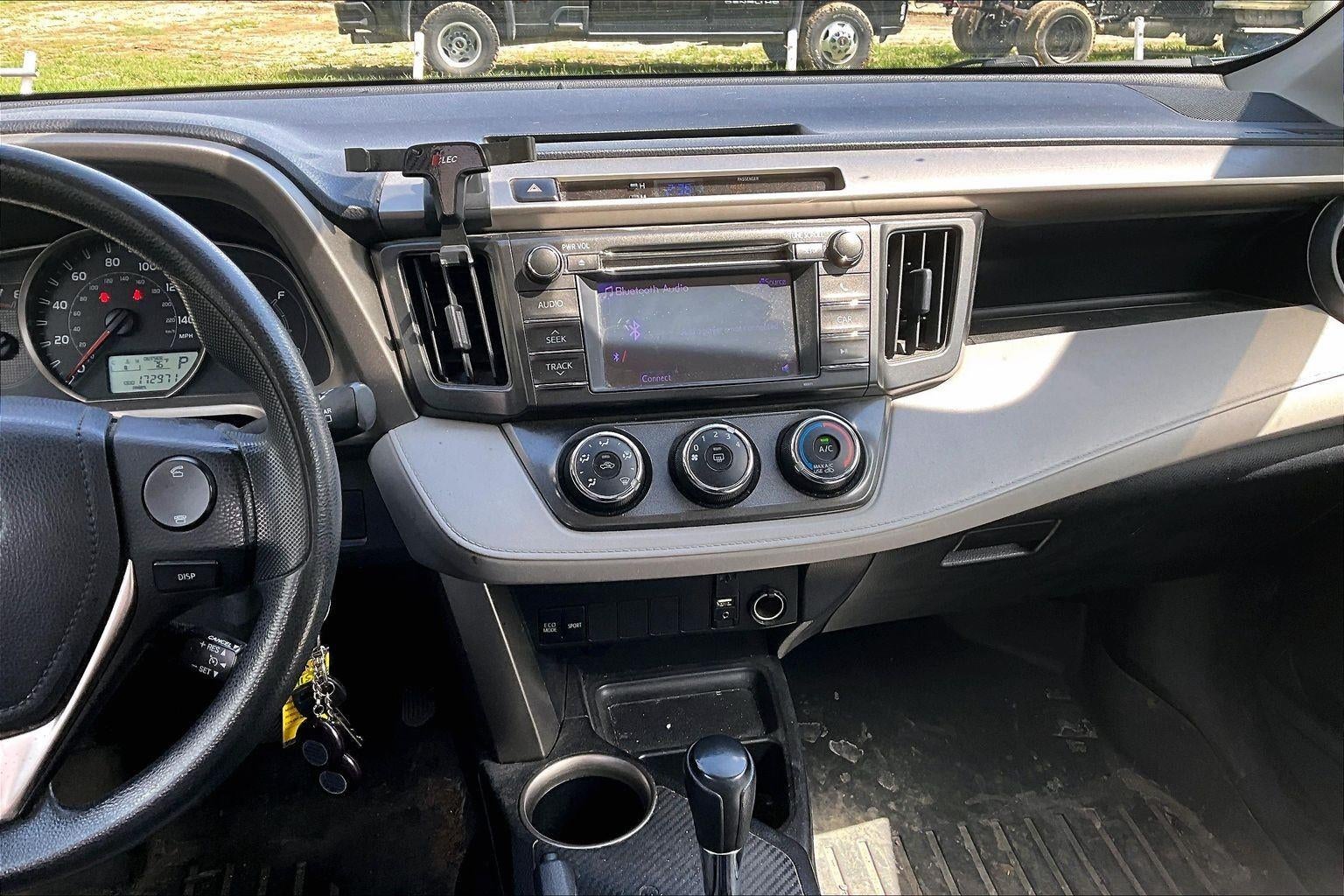 2013 Toyota RAV4 LE