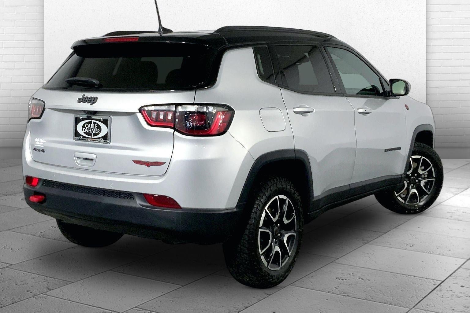 2025 Jeep Compass Trailhawk