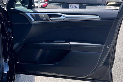 2018 Ford Fusion SE