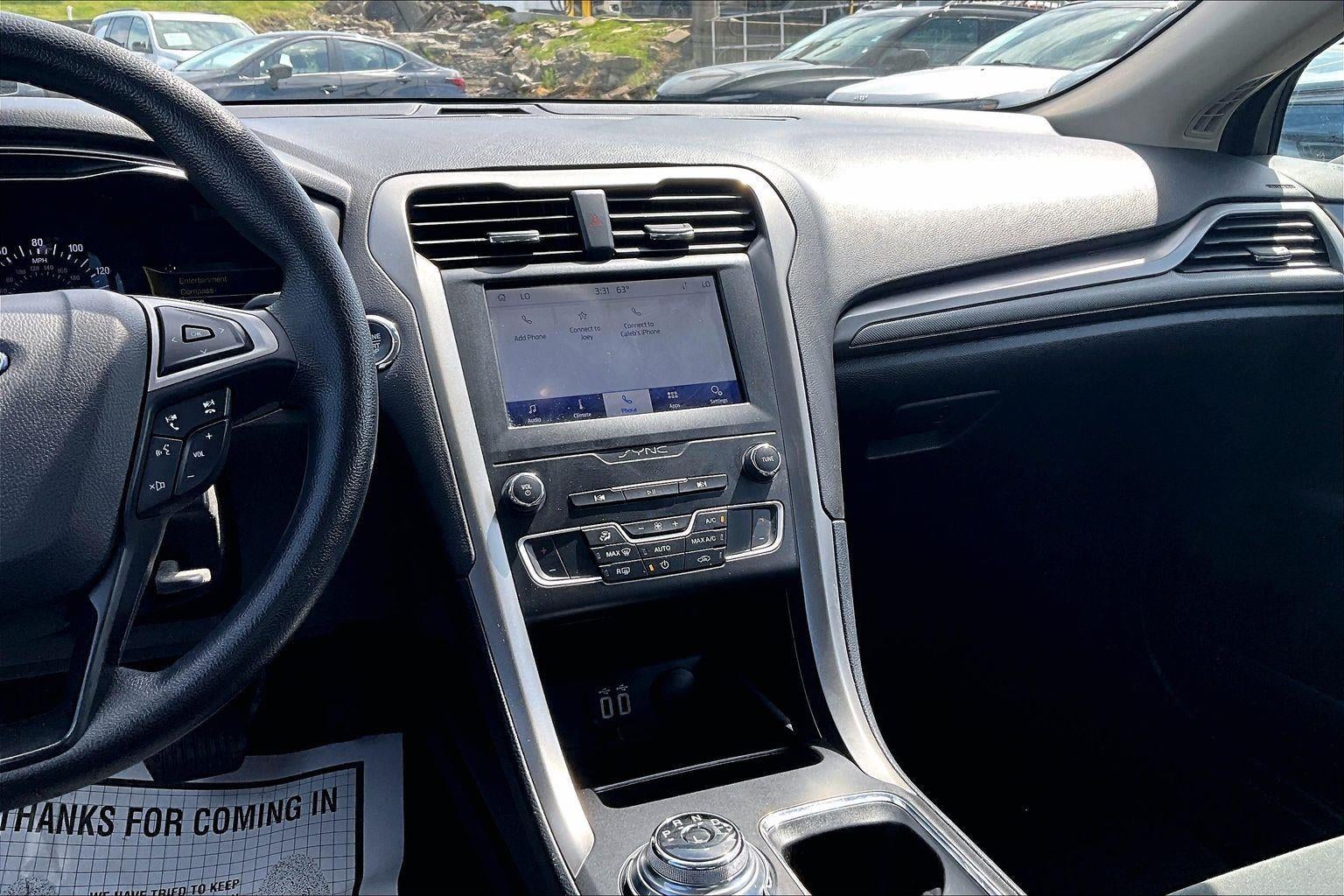 2020 Ford Fusion SE