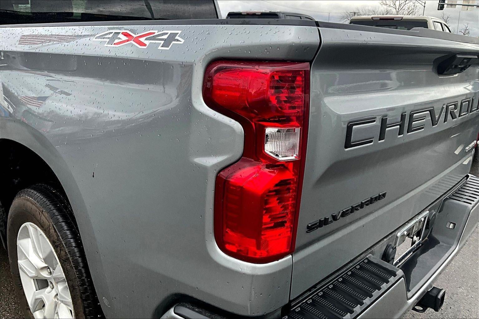 2025 Chevrolet Silverado 1500 Custom