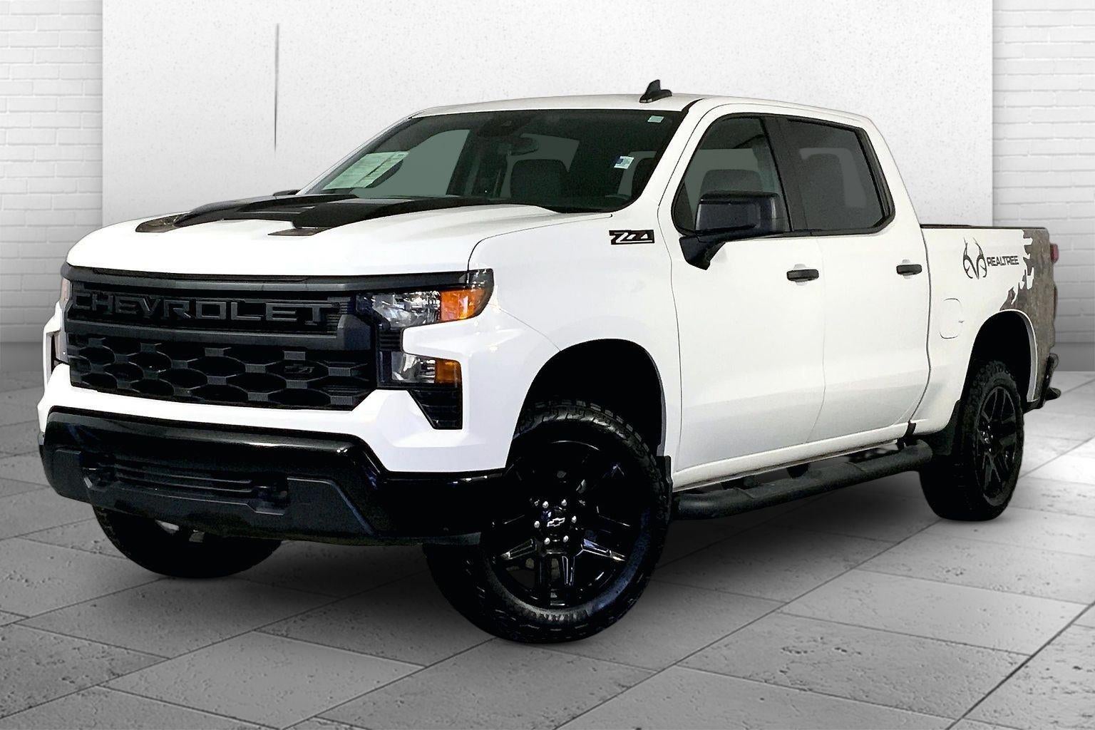 2024 Chevrolet Silverado 1500 Custom Trail Boss