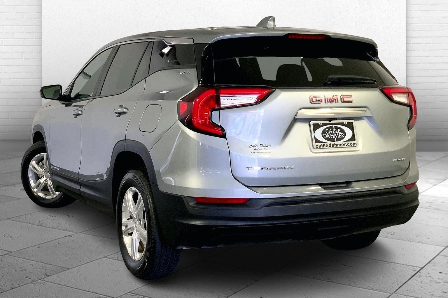 2024 GMC Terrain SLE