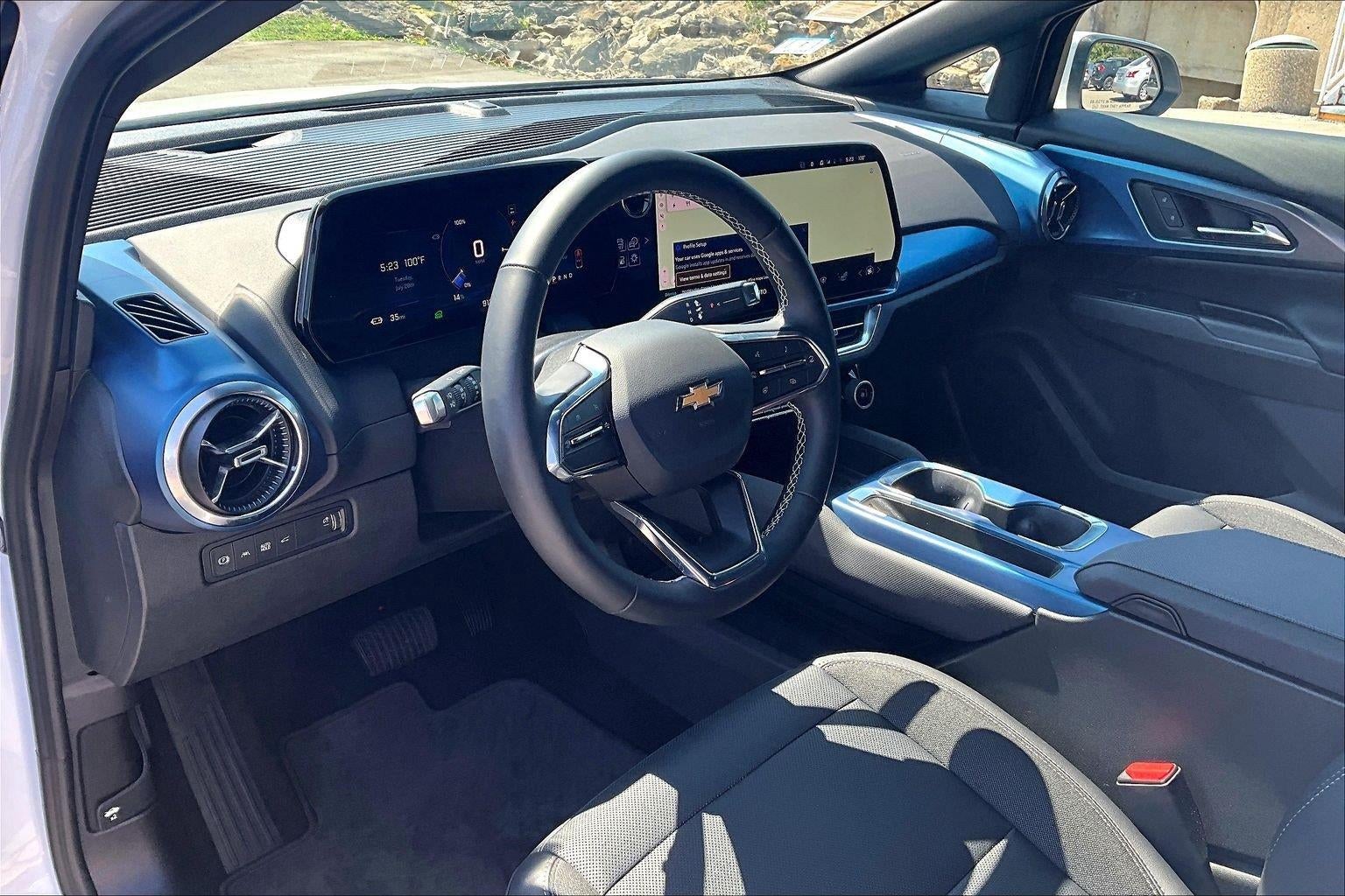2025 Chevrolet Equinox EV LT